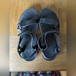 Women's Teva Sandals size 8